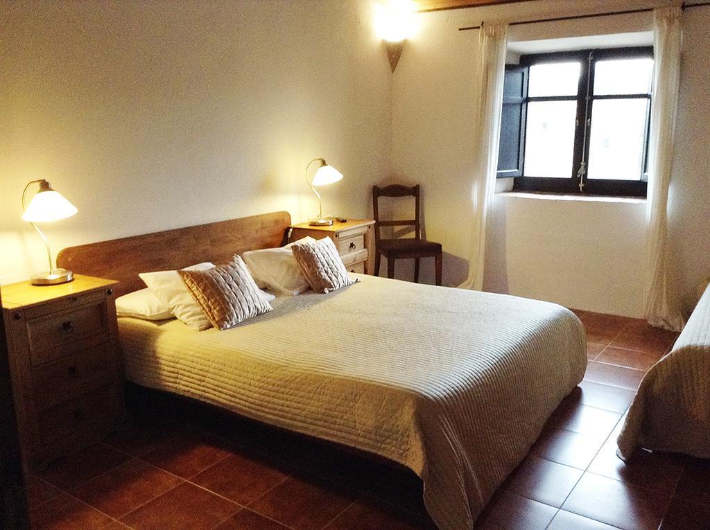 Hotel Mas Pelegri Serinya Luaran gambar